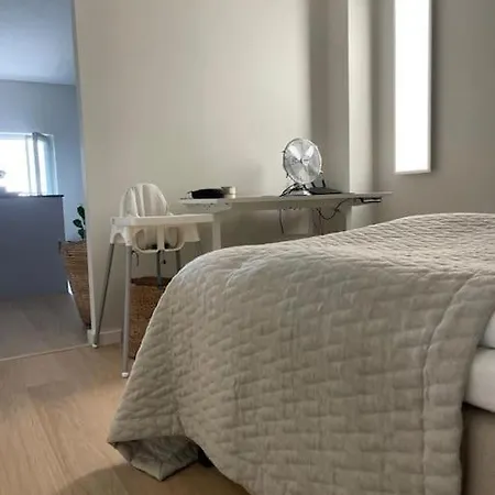 Upea Huoneisto Kakolassa Kivalla Naekymaellae Meren Suuntaan アパート *
