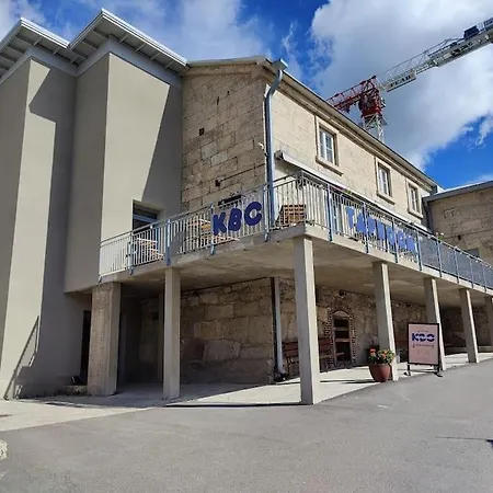 Upea Huoneisto Kakolassa Kivalla Naekymaellae Meren Suuntaan *