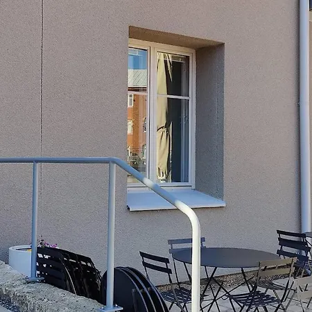 Upea Huoneisto Kakolassa Kivalla Naekymaellae Meren Suuntaan *